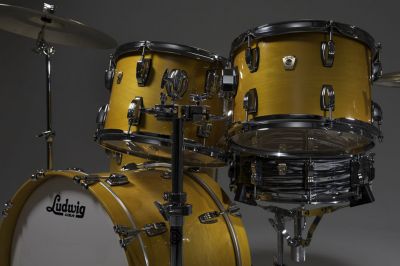 Classic Maple LCG Kit featuring Exotic Quilted Makore veneer over Poly-Glass lacquer finish