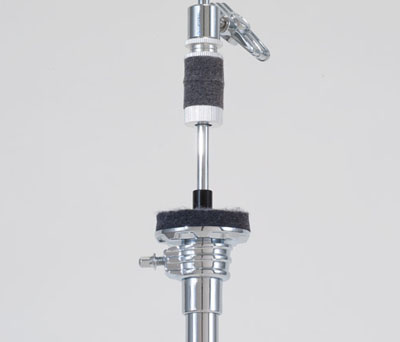 Aerodisc Bottom Cymbal Tilter (Patent Pend.)A unique, revolving approach allowing the player to position the bottom hat cymbal to any angle and lock it in place.