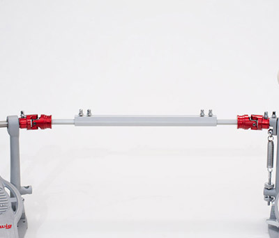 Aircraft aluminum connector shaftBall bearing universal joints and solid hexagonal shaft for lightweight, zero latency power transfer, ensuring identical feel and response on both the slave and master pedals.