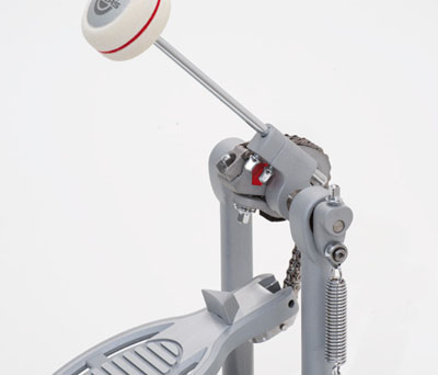 Fully adjustableCustomize feel and position with footboard angle, beater angle, and spring tension adjustments.